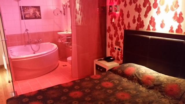 Hotel Prive Skaramangás Zewnętrze zdjęcie